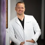 Dr. Benjamin Golik, DDS