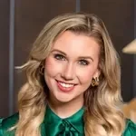 Dr. Emily Komarcyzk, MD