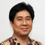 Dr. James Yi Sim, MD