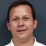 Dr. Julio R. Bravo, MD