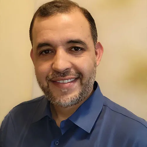 Dr. Lhassane Oumalek