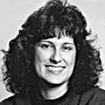 Dr. Maria Teresa Pena, MD