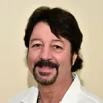 Dr. Robert Earl Beasley, MD