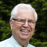 Dr. Robert Norman Lindholm, MD