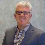 Dr. Vernon Lamar Naake, MD